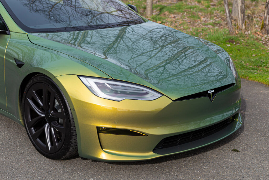 Tesla Model S Plaid in Color Shifting Green PPF