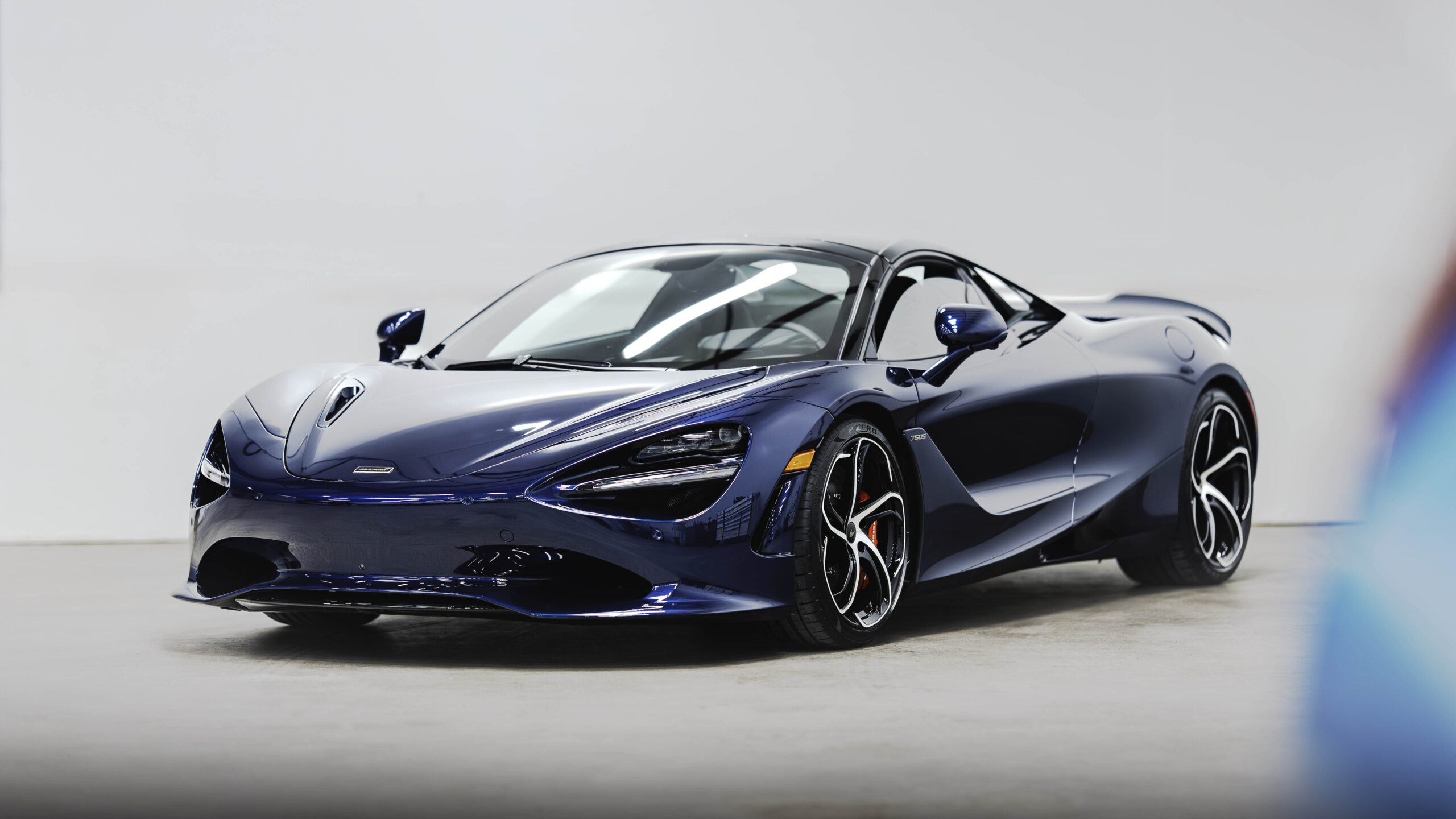 McLaren 750s with STEK DYNOshield PPF